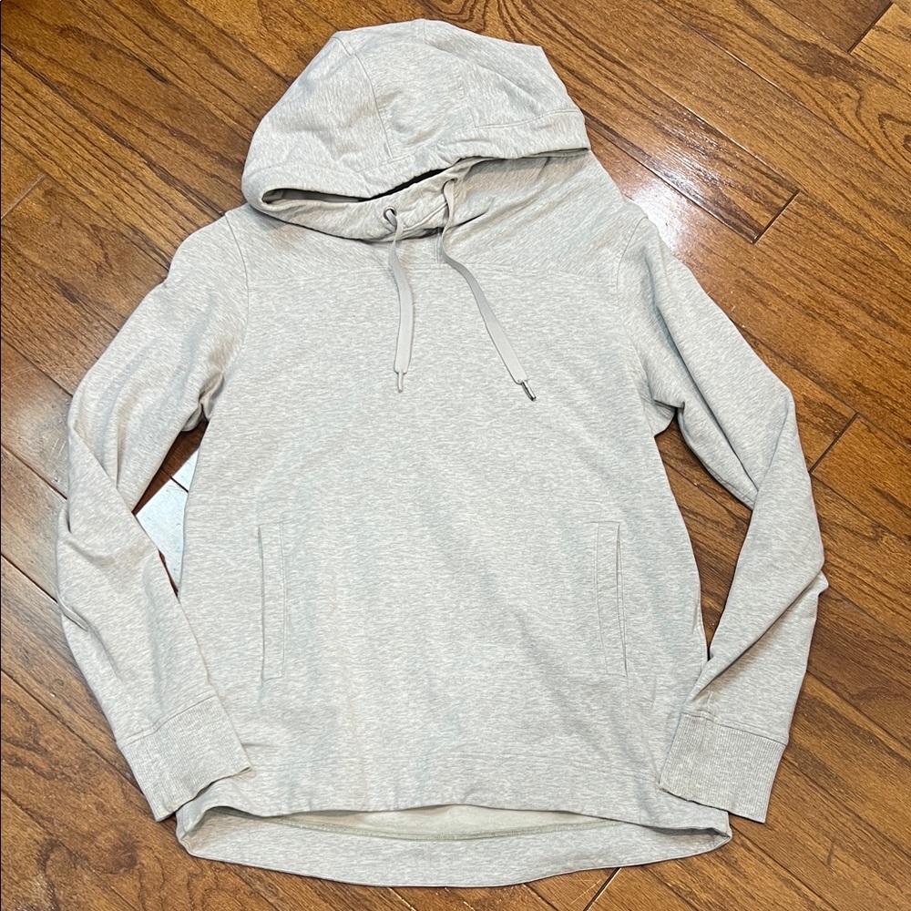 48. Lululemon athletica gray Hoodie with pockets